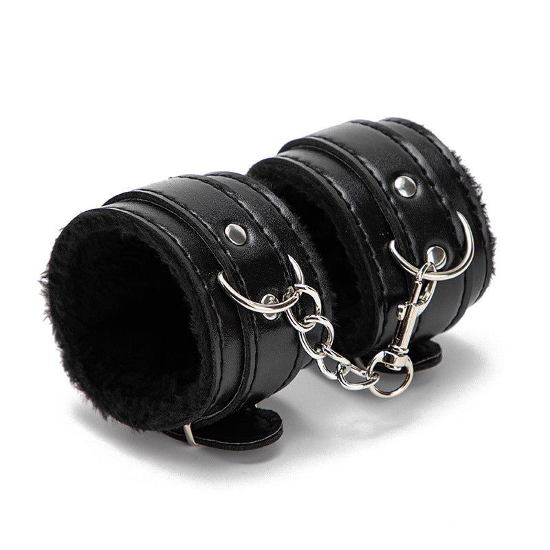 SM Props Sexy Plush Handcuffs Couple Binding Restraint Sex Toys Black Leather Handcuffs Alternative Adult Products