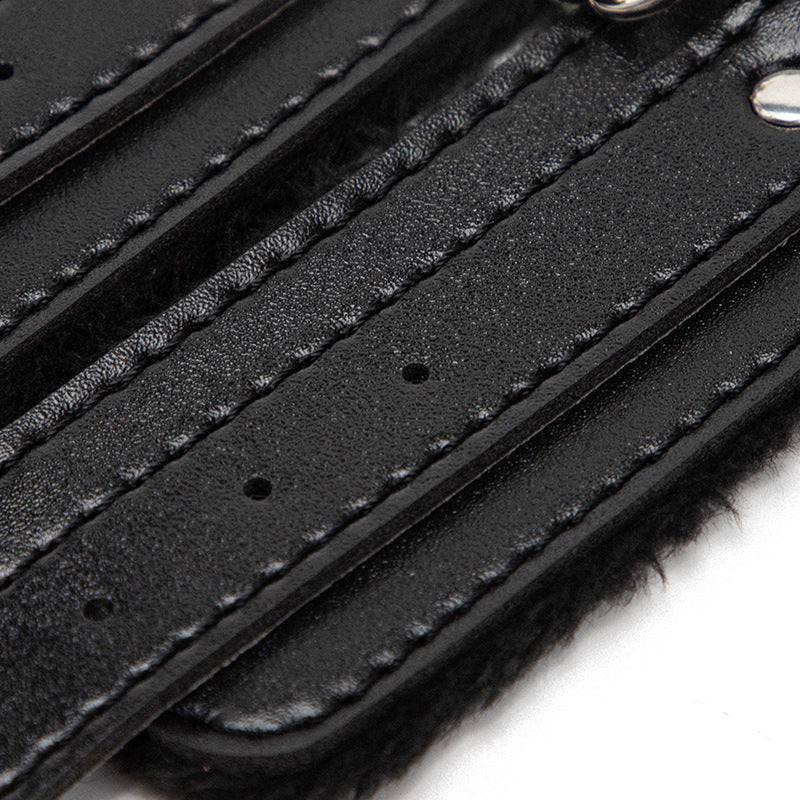 SM Props Sexy Plush Handcuffs Couple Binding Restraint Sex Toys Black Leather Handcuffs Alternative Adult Products