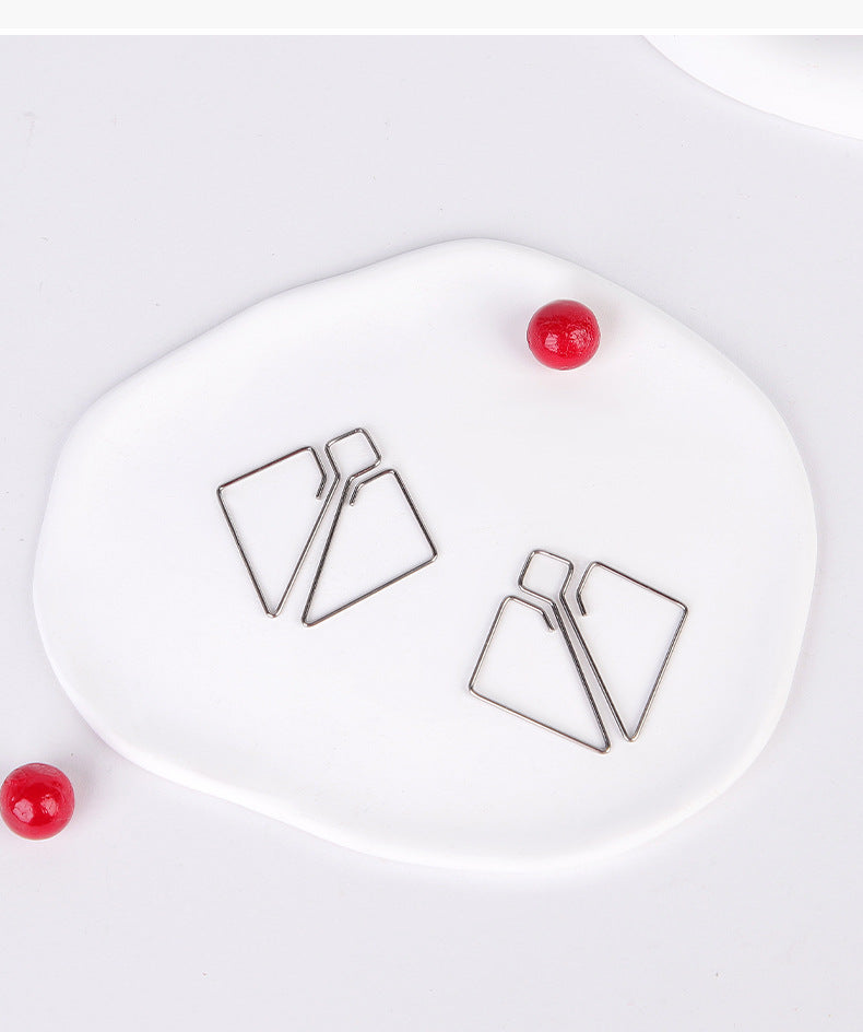 Female SM Props Erotic Nipple Clamps Female Slave Training Invisible Nipple Clamps for Outdoor Use