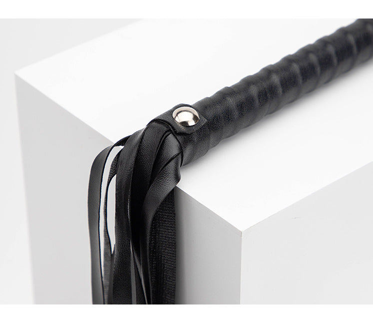 SM Sex Toys Long Handle Whip PVC Three-Nail Loose Whip Punishment Queen Whip Alternative Adult Products