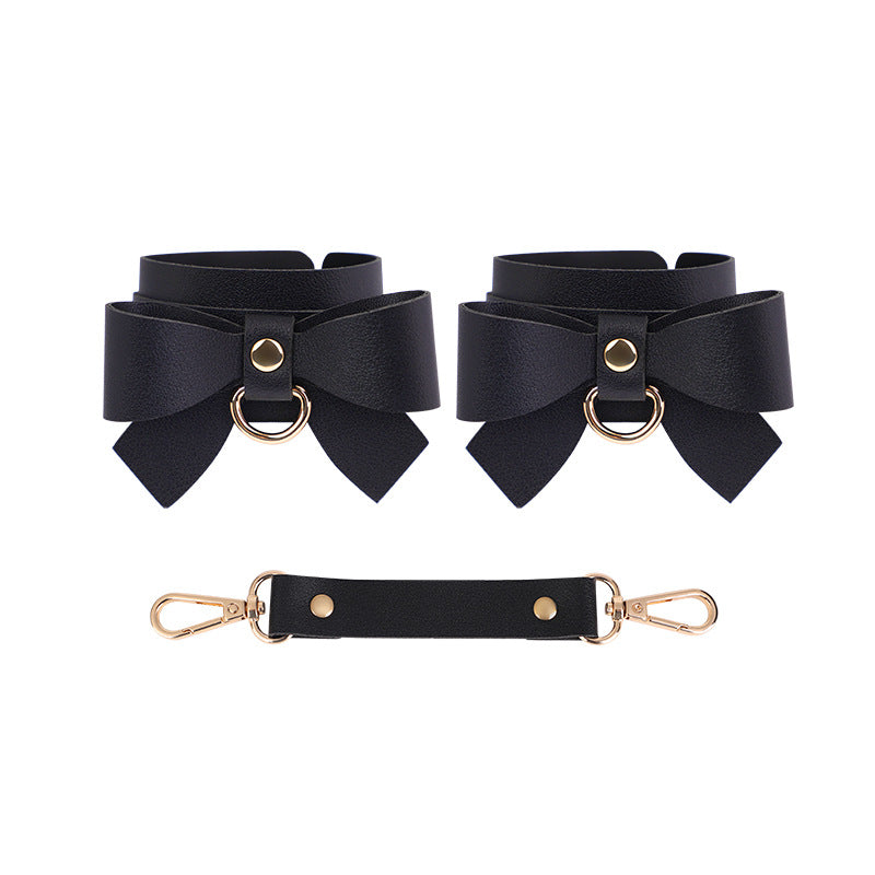 SM Props Set 5-Piece Set Bowknot Erotic Whip PVC Ball Gag Female Slave Leash Collar Restraint Handcuffs